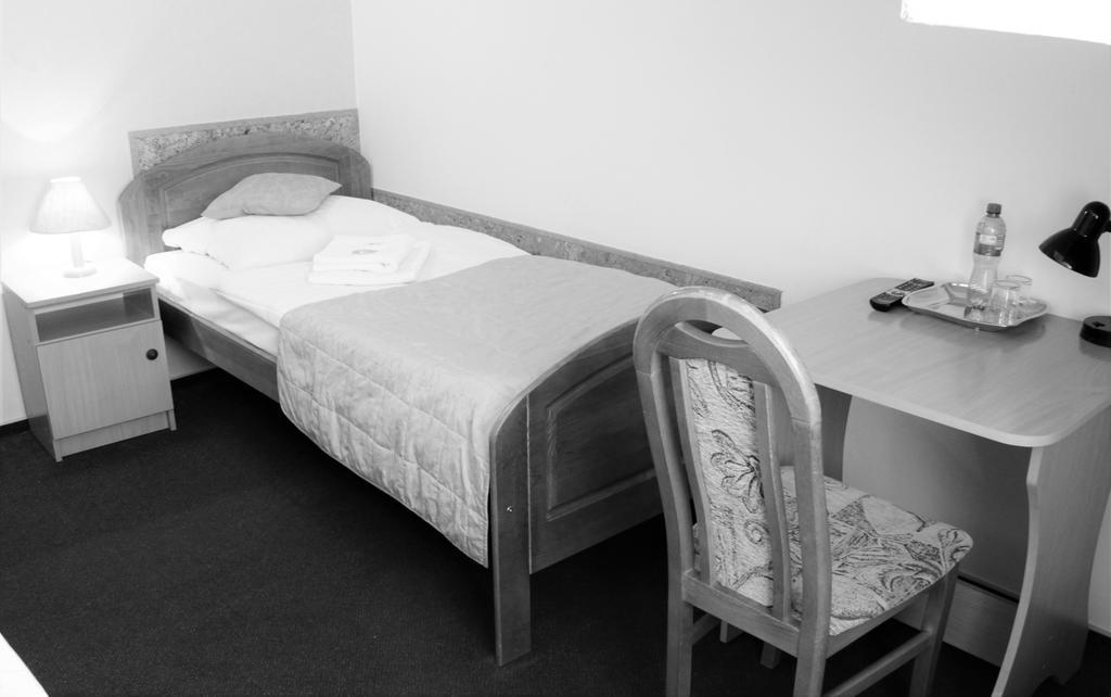 Hotel Dukat Бяла-Подляска Номер фото