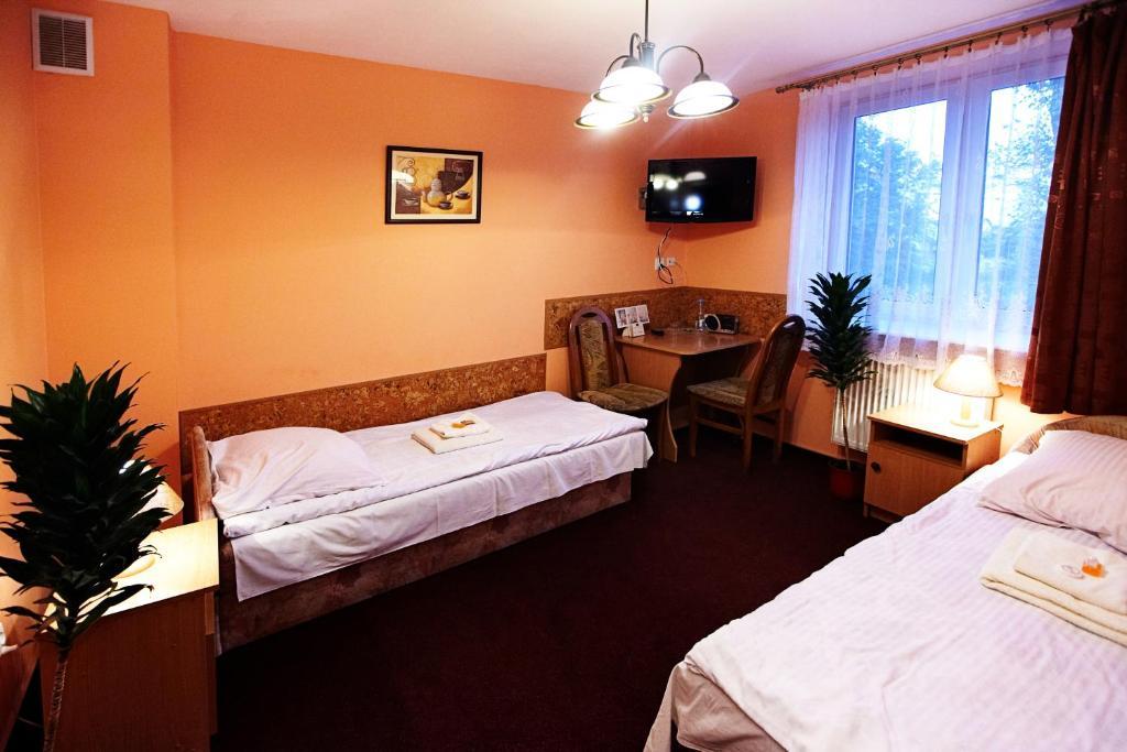 Hotel Dukat Бяла-Подляска Номер фото